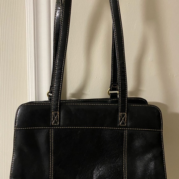 5 for $25. Black & brown shoulder bag - Picture 2 of 3